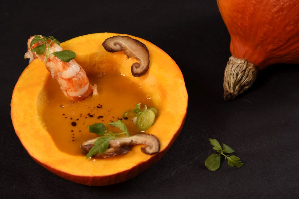 kuerbissuppe-garnele-aufgeschn